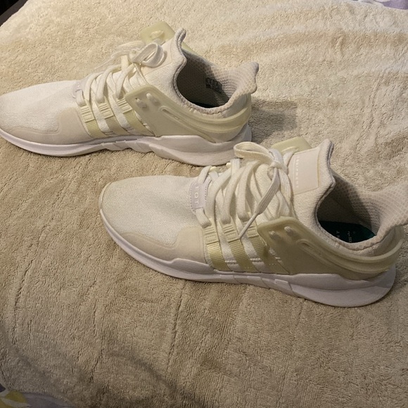 Adidas EQT Men’s 10.5 - Picture 2 of 5